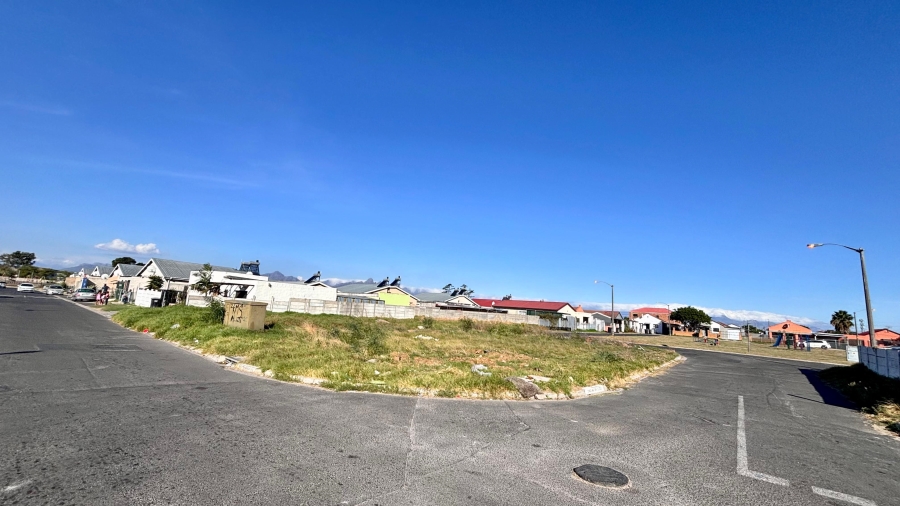 0 Bedroom Property for Sale in Silwood Heights Western Cape